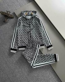 Picture of LV SweatSuits _SKULVM-3XLkdtn8829275